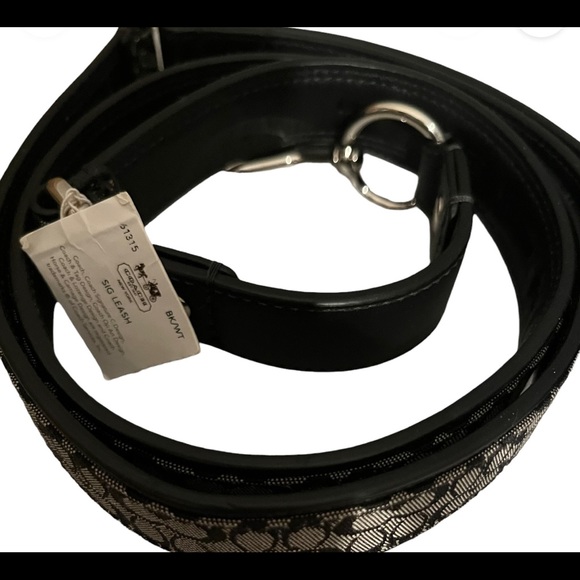 Coach Brand New with Tags Signature Black & White Dog Leash Sz Large 61315 - Picture 6 of 7